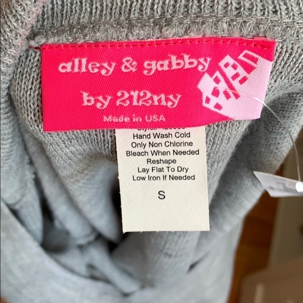 Ruffle Cuff Lightweight Sweater Y2K - Picture 10 of 10
